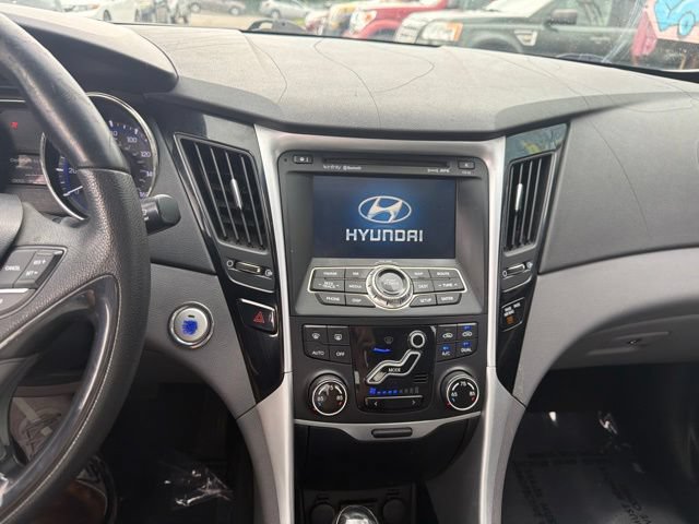 Used 2011 Hyundai Sonata Limited w/ Navigation Pkg 5 FWD image 12