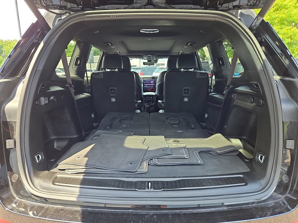 Certified 2025 Jeep Grand Cherokee L Limited w/ Luxury Tech Group II AWD/4WD image 33