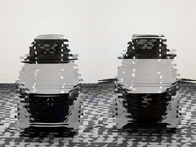 Used 2024 Nissan Sentra SV image 3