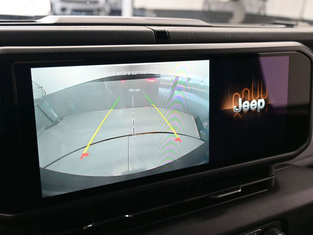 Used 2024 Jeep Wrangler Sport S image 19