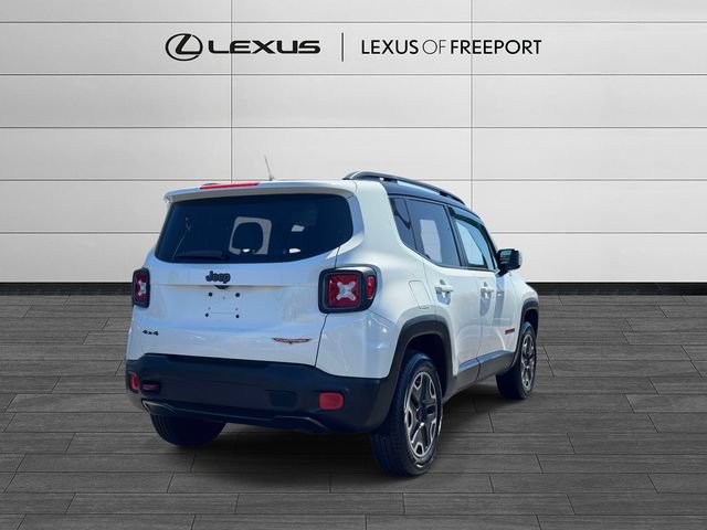 Used 2017 Jeep Renegade Trailhawk AWD/4WD image 4