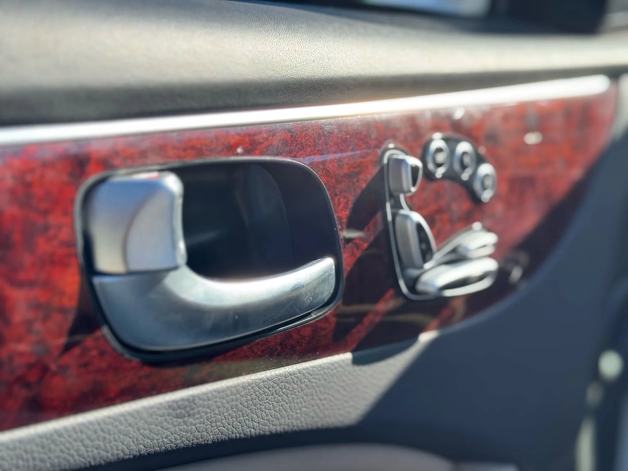 Used 2011 Hyundai Equus Ultimate image 11