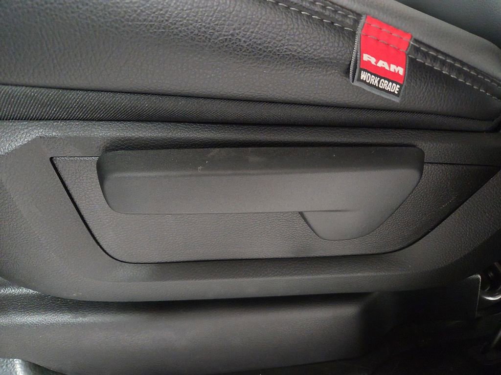 New 2026 RAM 2500 Tradesman w/ Chrome Appearance Group image 13