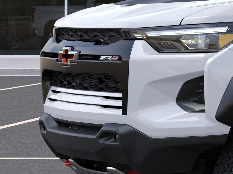 New 2026 Chevrolet Colorado ZR2 w/ Technology Package AWD/4WD image 13