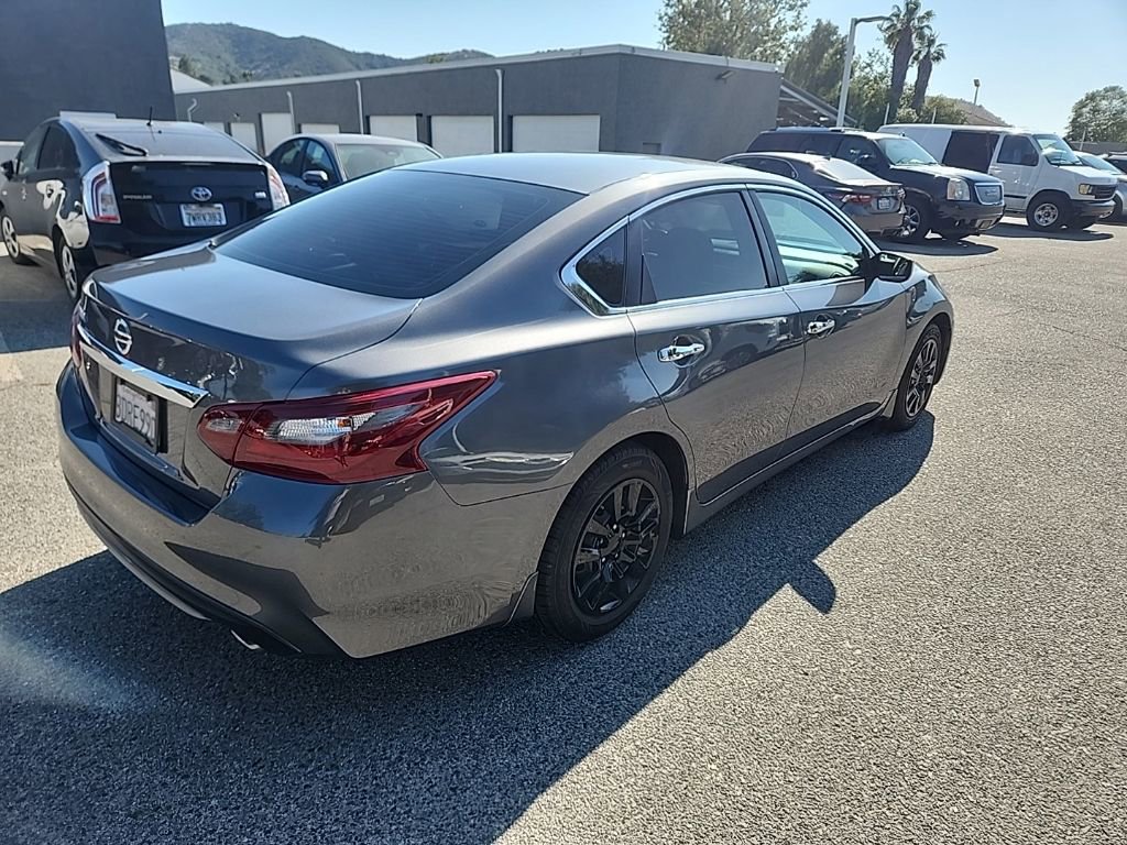 Used 2018 Nissan Altima 2.5 S w/ S Convenience Package FWD image 5