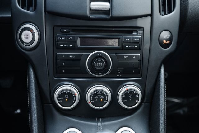 Used 2009 Nissan 370Z Coupe image 13