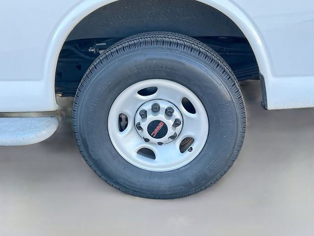 Used 2024 GMC Savana 2500 w/ Driver Convenience Package image 33