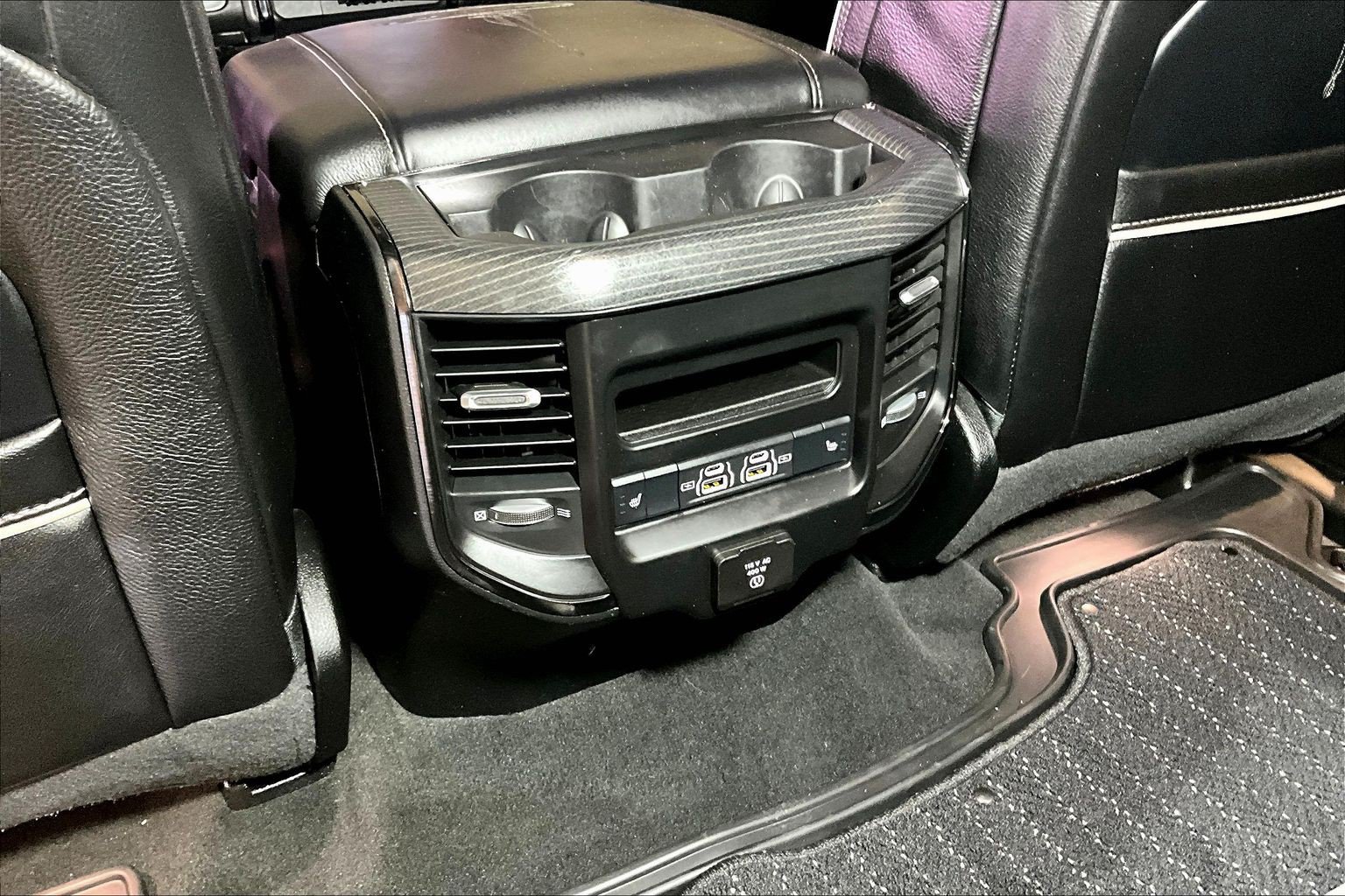 Used 2022 RAM 1500 Limited w/ Body Color Bumper Group AWD/4WD image 12