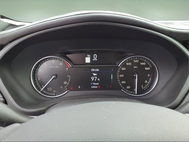 Used 2023 Cadillac XT4 Luxury w/ Cold Weather Package image 18