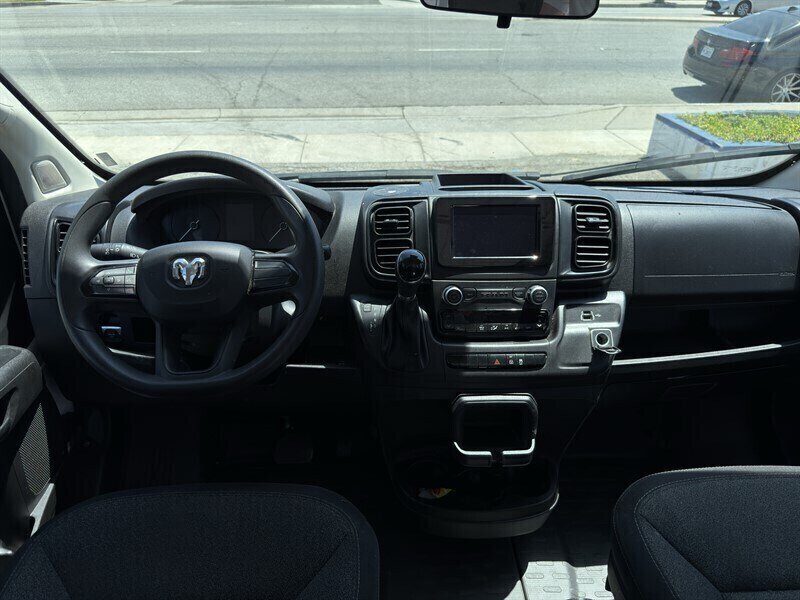 Used 2023 RAM ProMaster 2500 FWD image 9