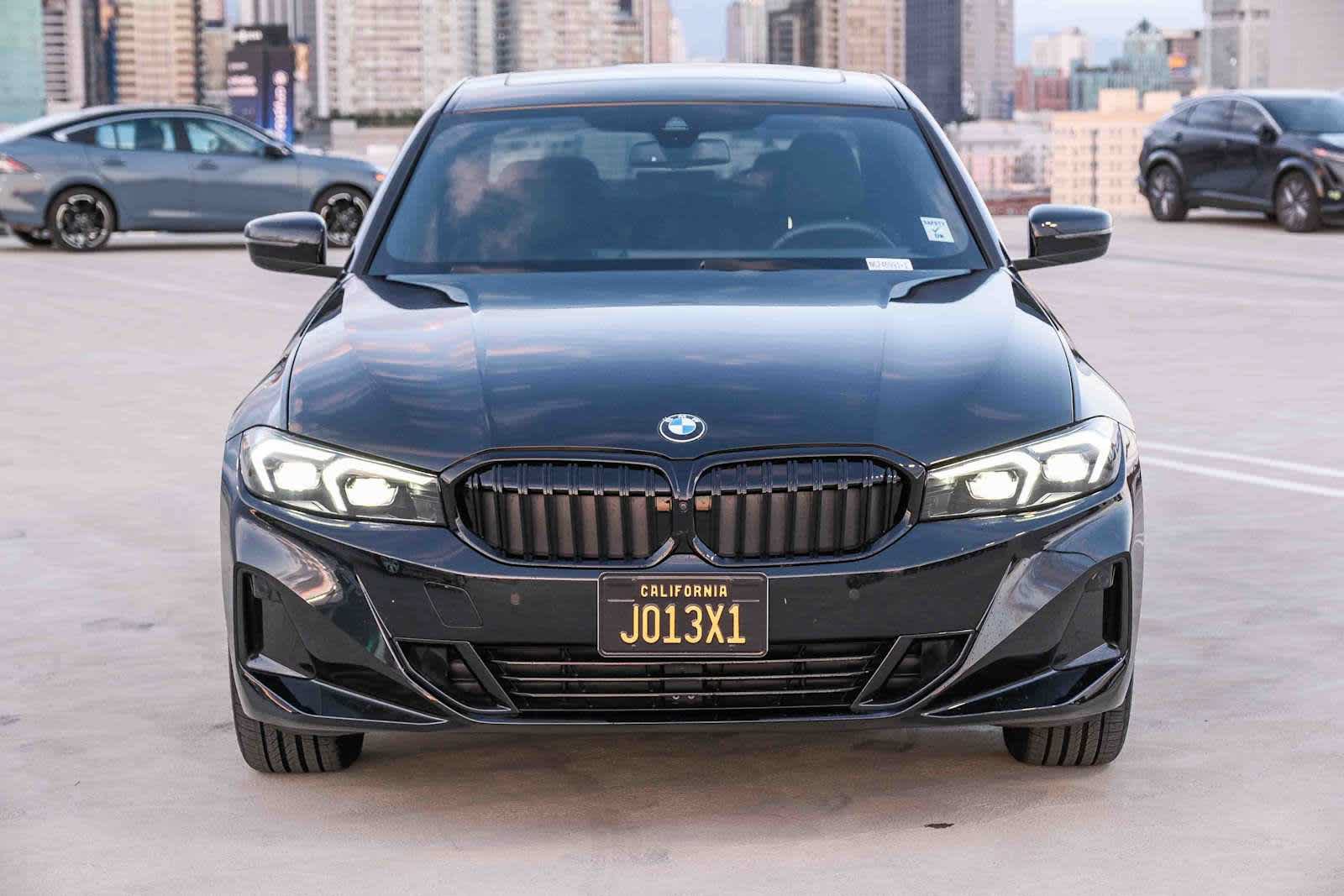 Used 2025 BMW 330i Sedan w/ Convenience Package RWD image 2