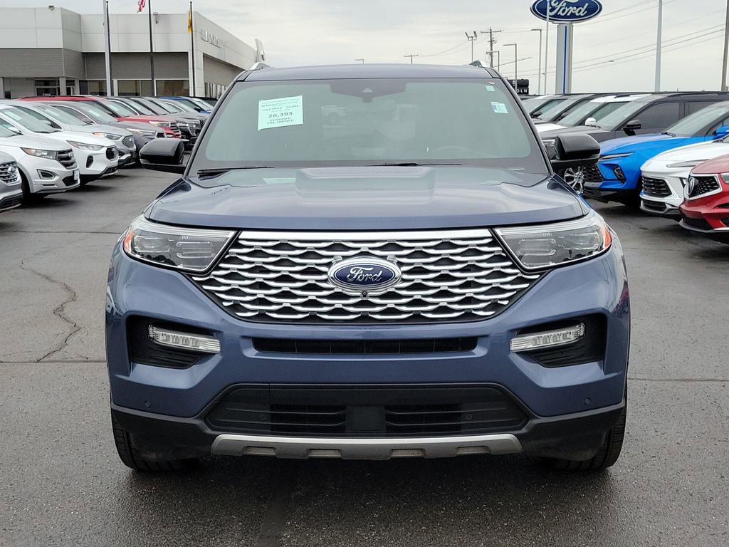 Certified 2021 Ford Explorer Platinum w/ Equipment Group 601A AWD/4WD image 2