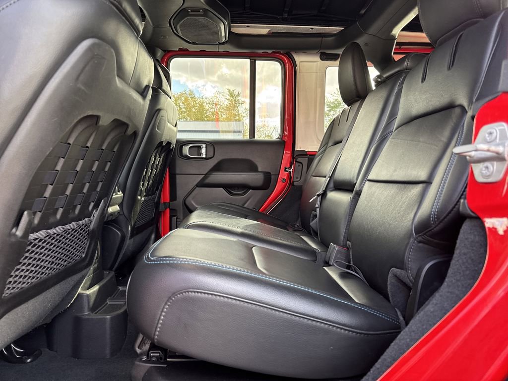 Used 2022 Jeep Wrangler Unlimited Rubicon 4xe w/ Cold Weather Group AWD/4WD image 33