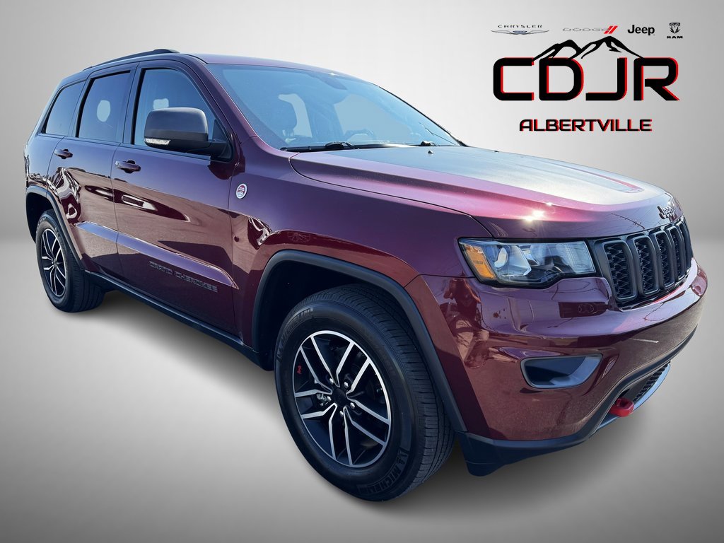 Used 2020 Jeep Grand Cherokee Trailhawk image 1