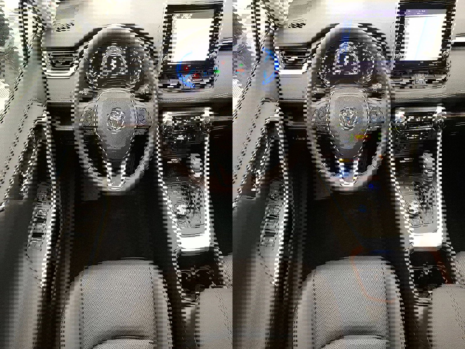 Used 2022 Toyota RAV4 Limited image 21