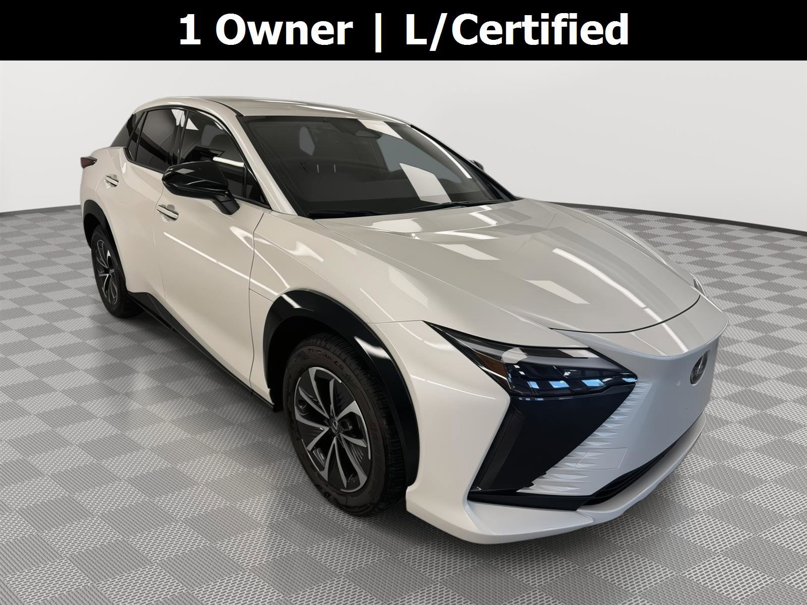 Certified 2025 Lexus RZ 450e w/ Accessory Package (2T) AWD/4WD image 1