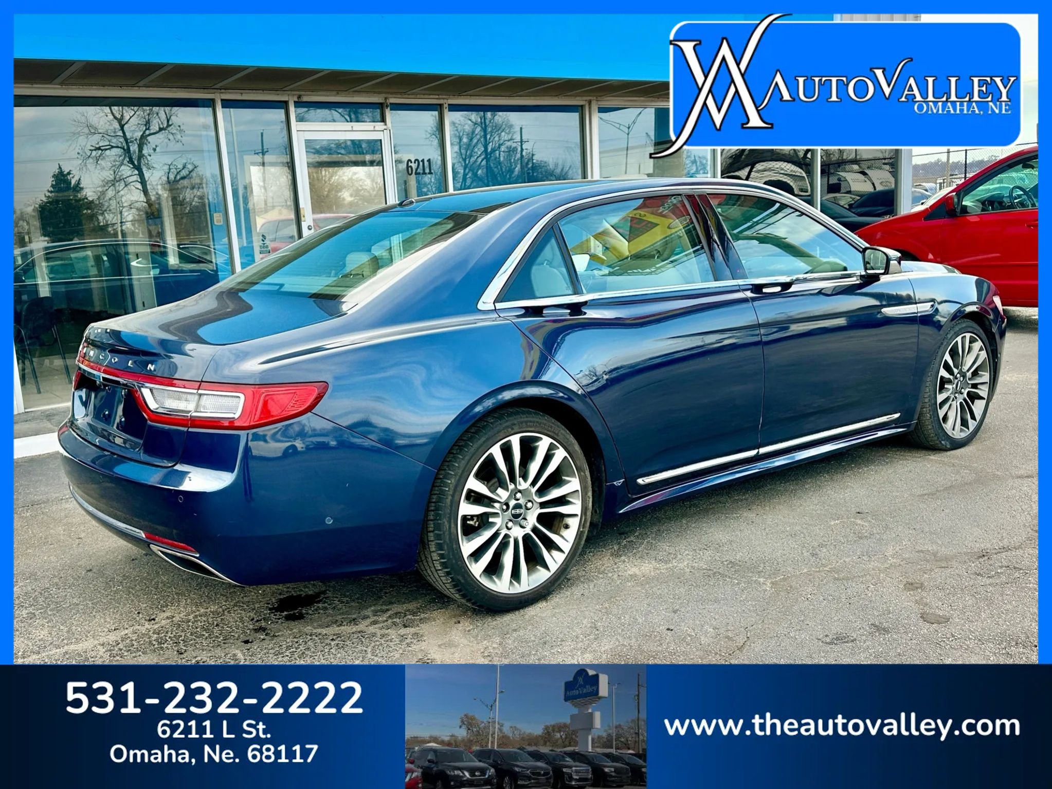 Used 2017 Lincoln Continental Select w/ Technology Package image 7