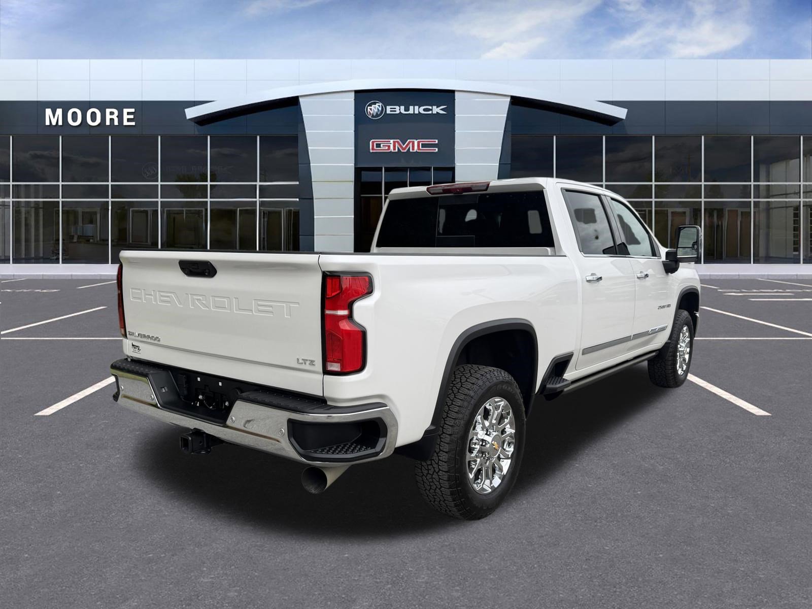 Used 2024 Chevrolet Silverado 2500 LTZ w/ LTZ Premium Package AWD/4WD image 3