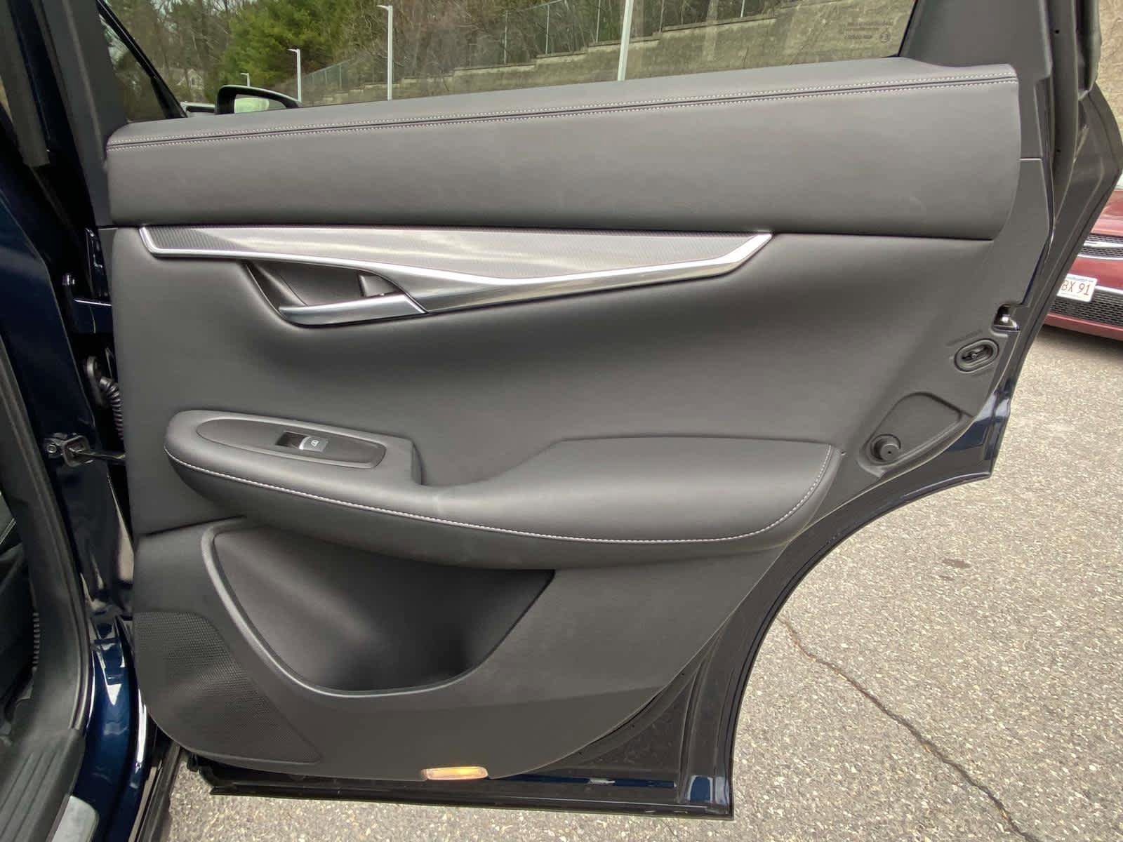 Used 2025 INFINITI QX50 Sport AWD/4WD image 30