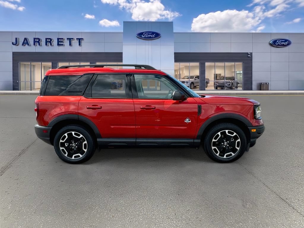 Used 2023 Ford Bronco Sport Outer Banks w/ Tech Package AWD/4WD image 8