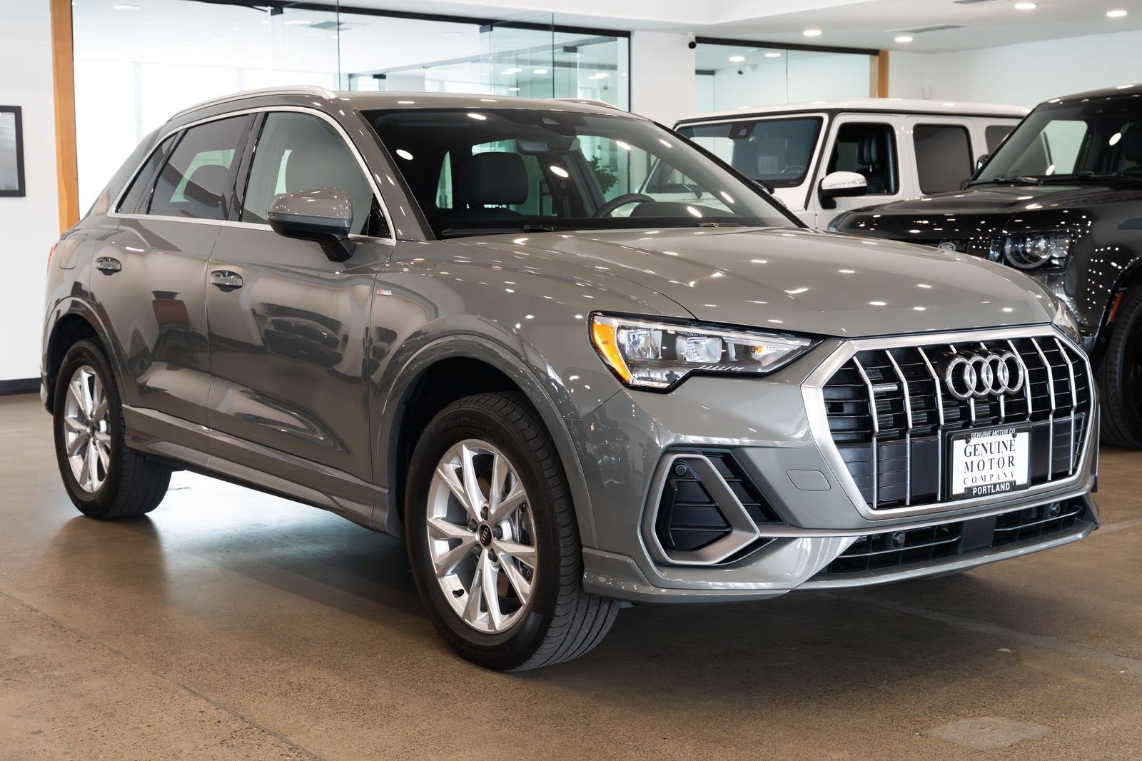 Used 2022 Audi Q3 2.0T Premium AWD/4WD image 3