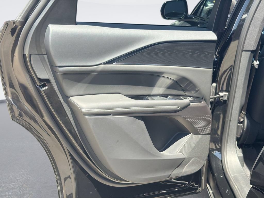 Certified 2024 Cadillac Lyriq Luxury RWD image 23