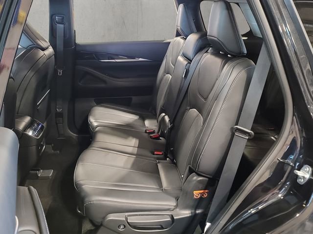 Used 2024 INFINITI QX60 Pure image 18