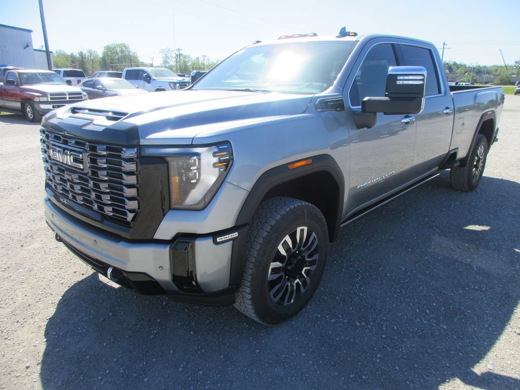 New 2026 GMC Sierra 3500 Denali Ultimate AWD/4WD image 11