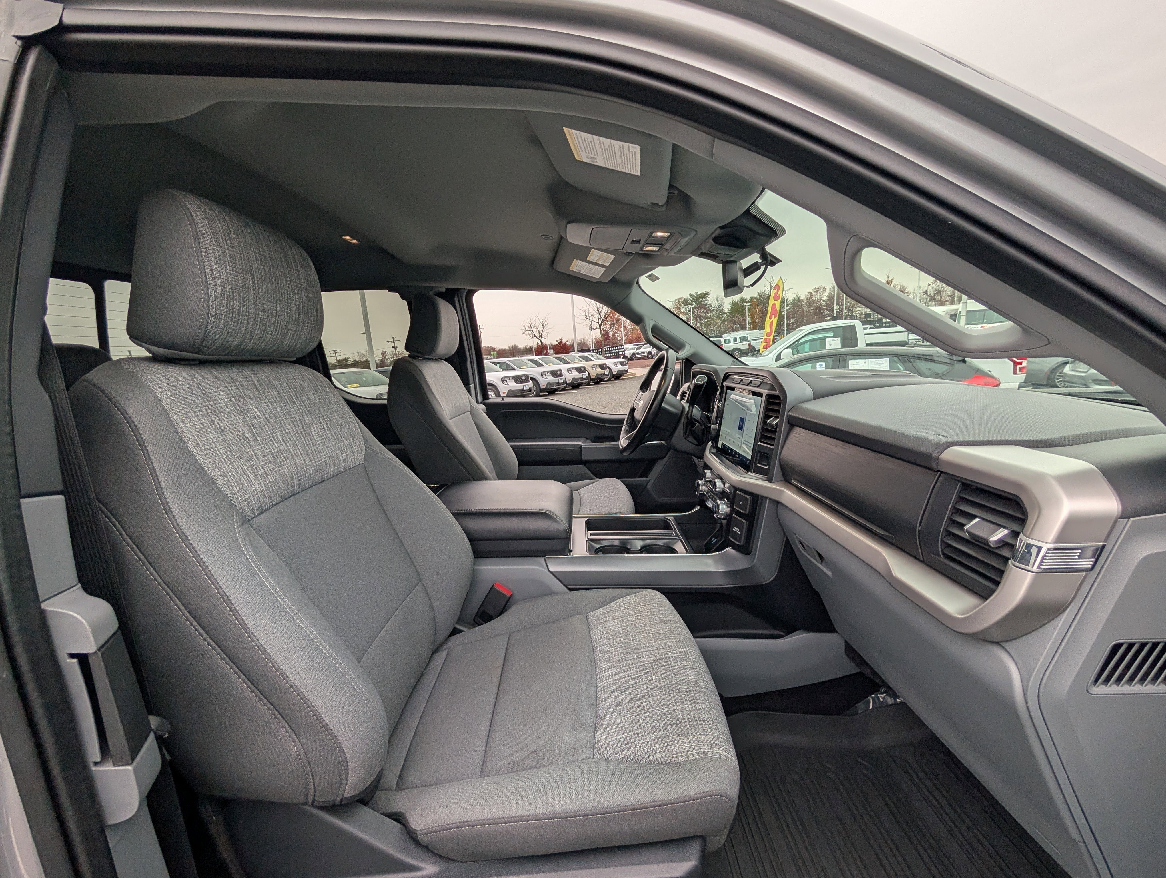 Certified 2022 Ford F150 XLT w/ Equipment Group 302A High image 10