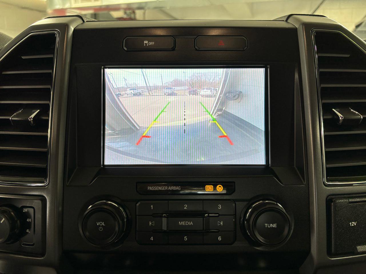 Used 2019 Ford F250 XLT w/ Snow Plow Prep Package image 35