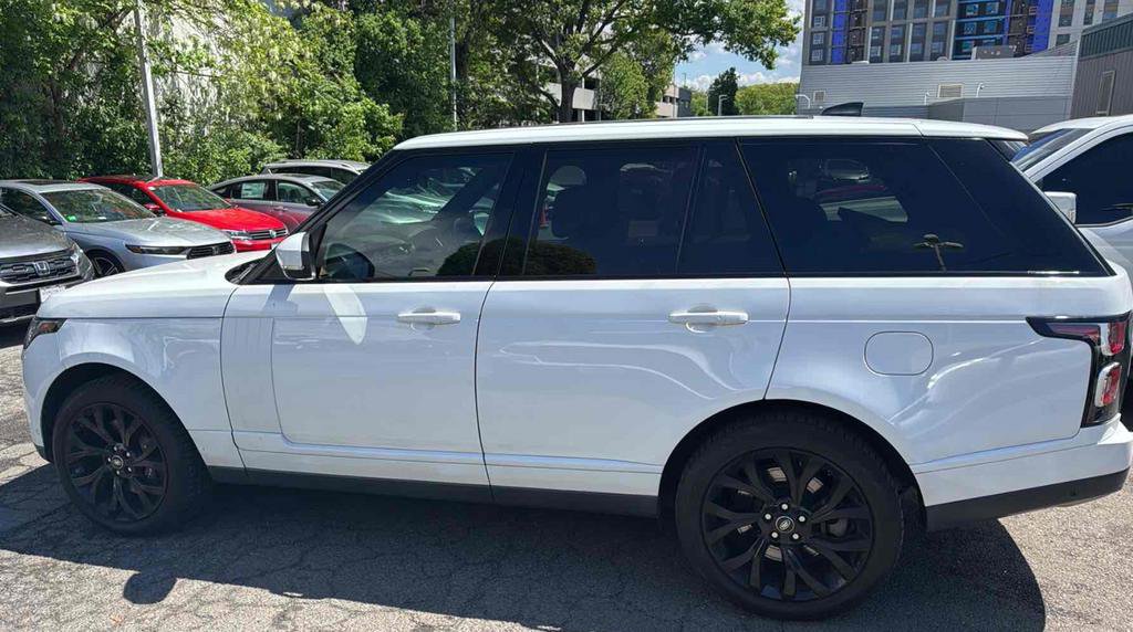 Used 2019 Land Rover Range Rover Supercharged AWD/4WD image 5