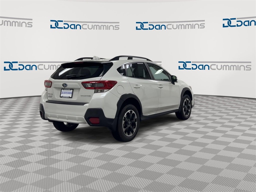 Used 2022 Subaru Crosstrek 2.0i Premium w/ Moonroof Package image 8
