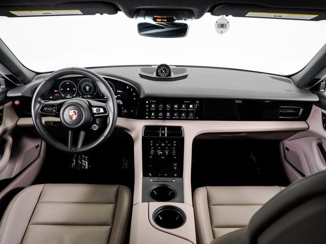 Used 2024 Porsche Taycan 4S image 17