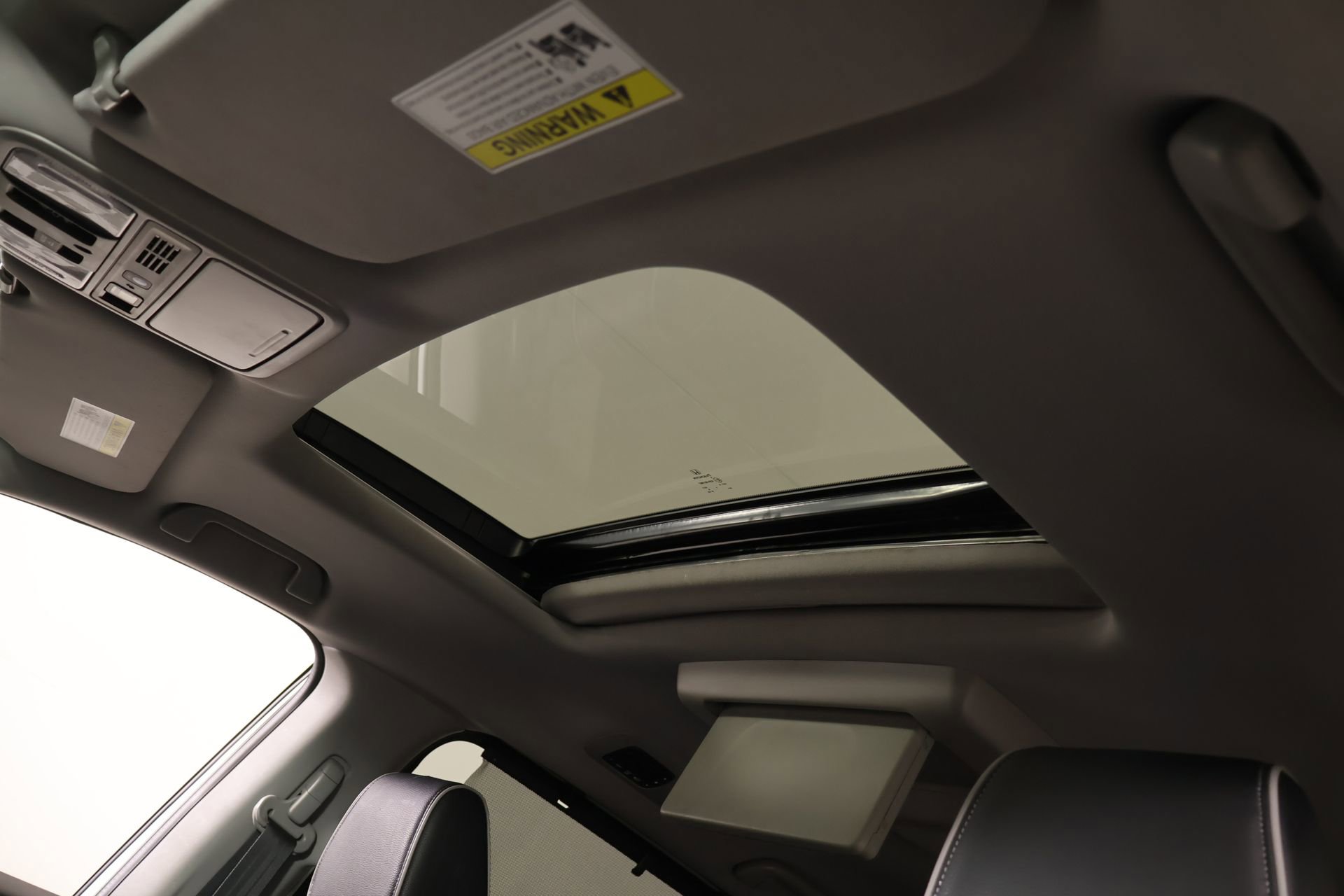 Used 2021 Honda Odyssey Elite image 16