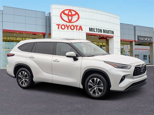 Certified 2024 Toyota Highlander XLE