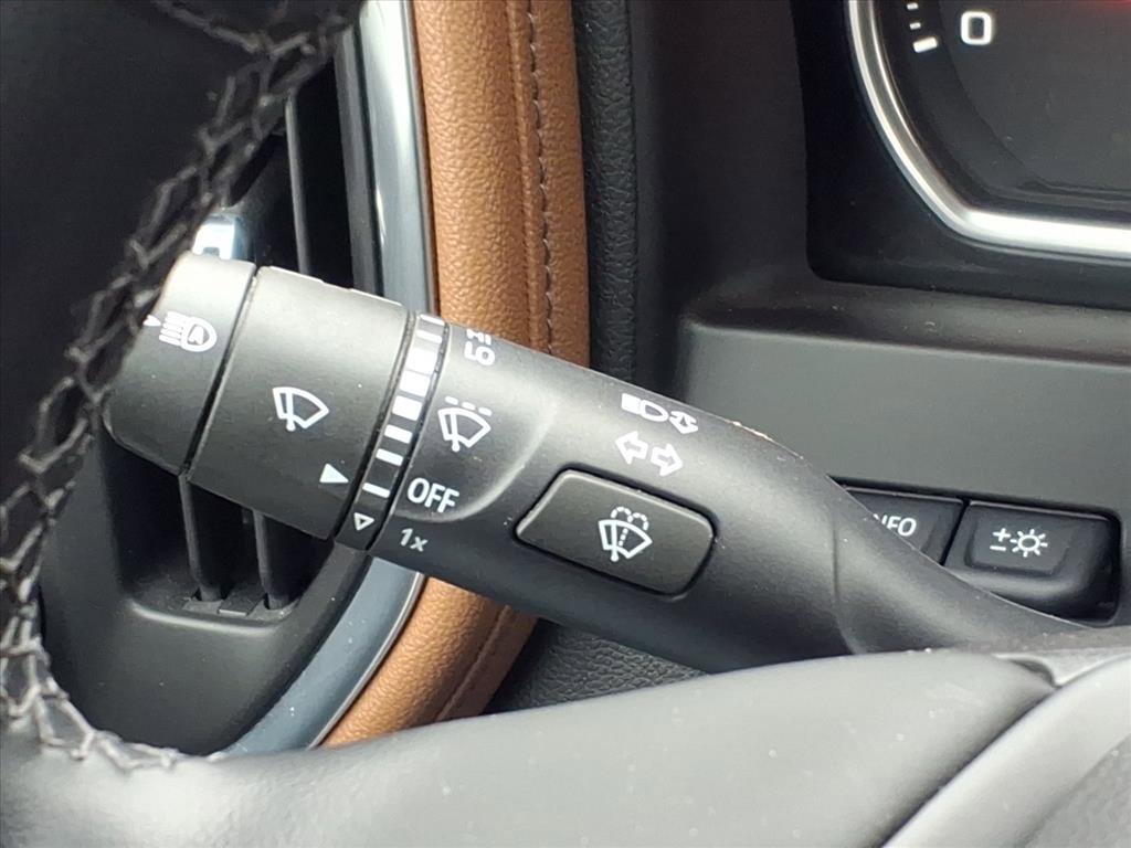 Used 2023 Chevrolet Silverado 2500 High Country image 18