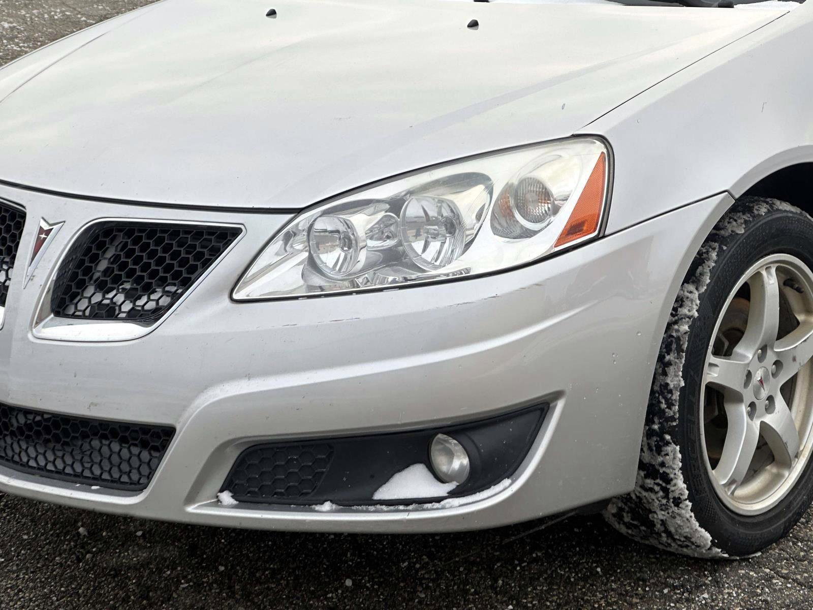 Used 2009 Pontiac G6 w/ Sport Package 2 image 7