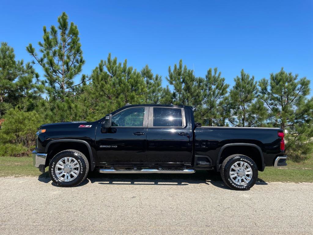 Used 2022 Chevrolet Silverado 2500 LT w/ Convenience Package AWD/4WD image 10