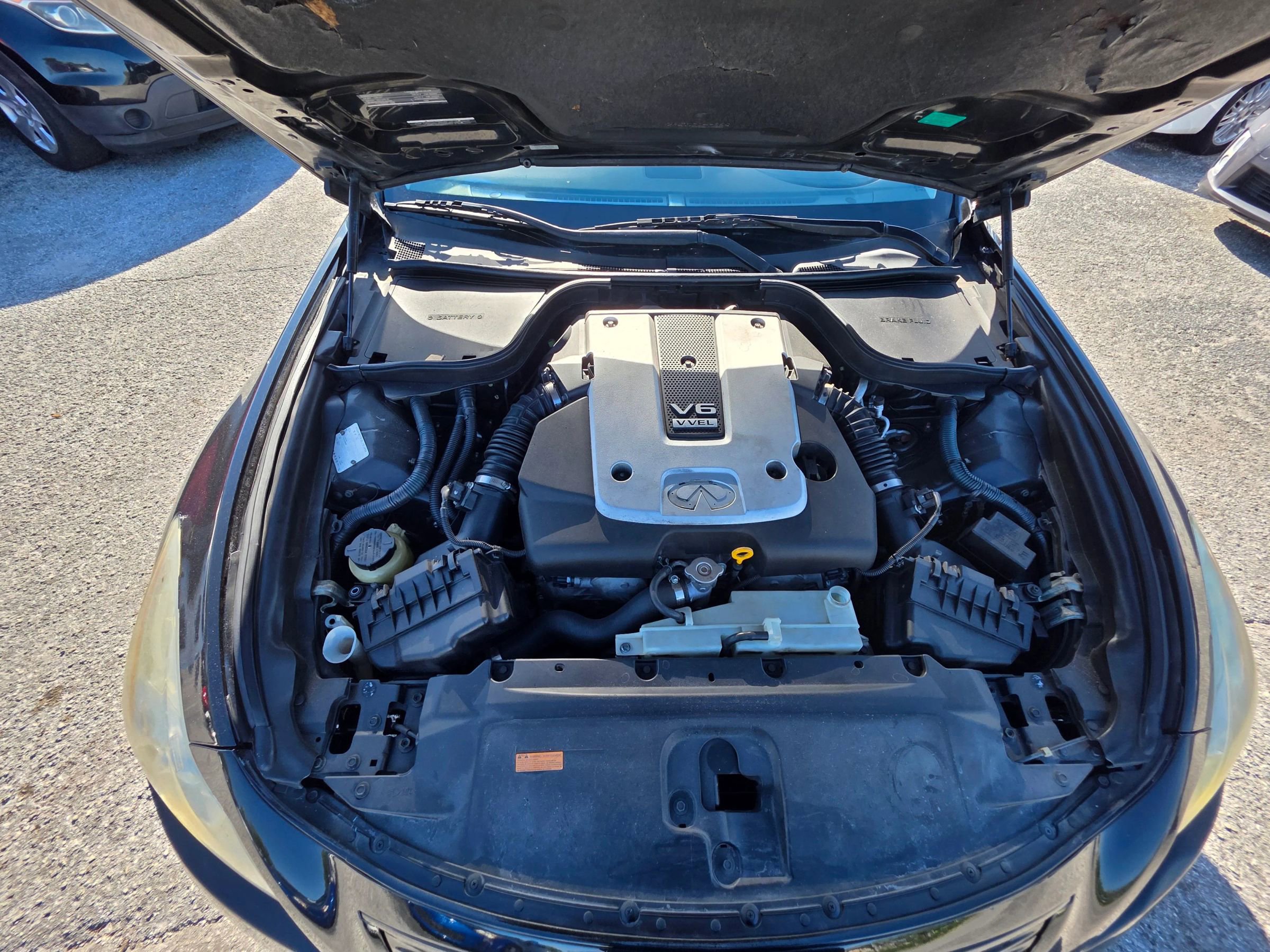 Used 2010 INFINITI G37 Convertible w/ Premium Pkg RWD image 25