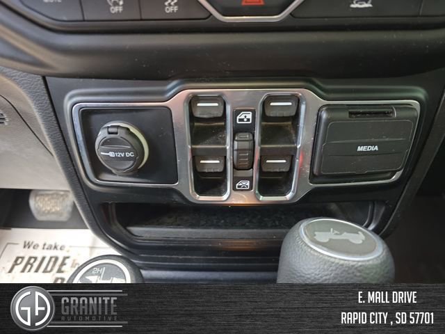 Used 2021 Jeep Wrangler Unlimited Sport image 30