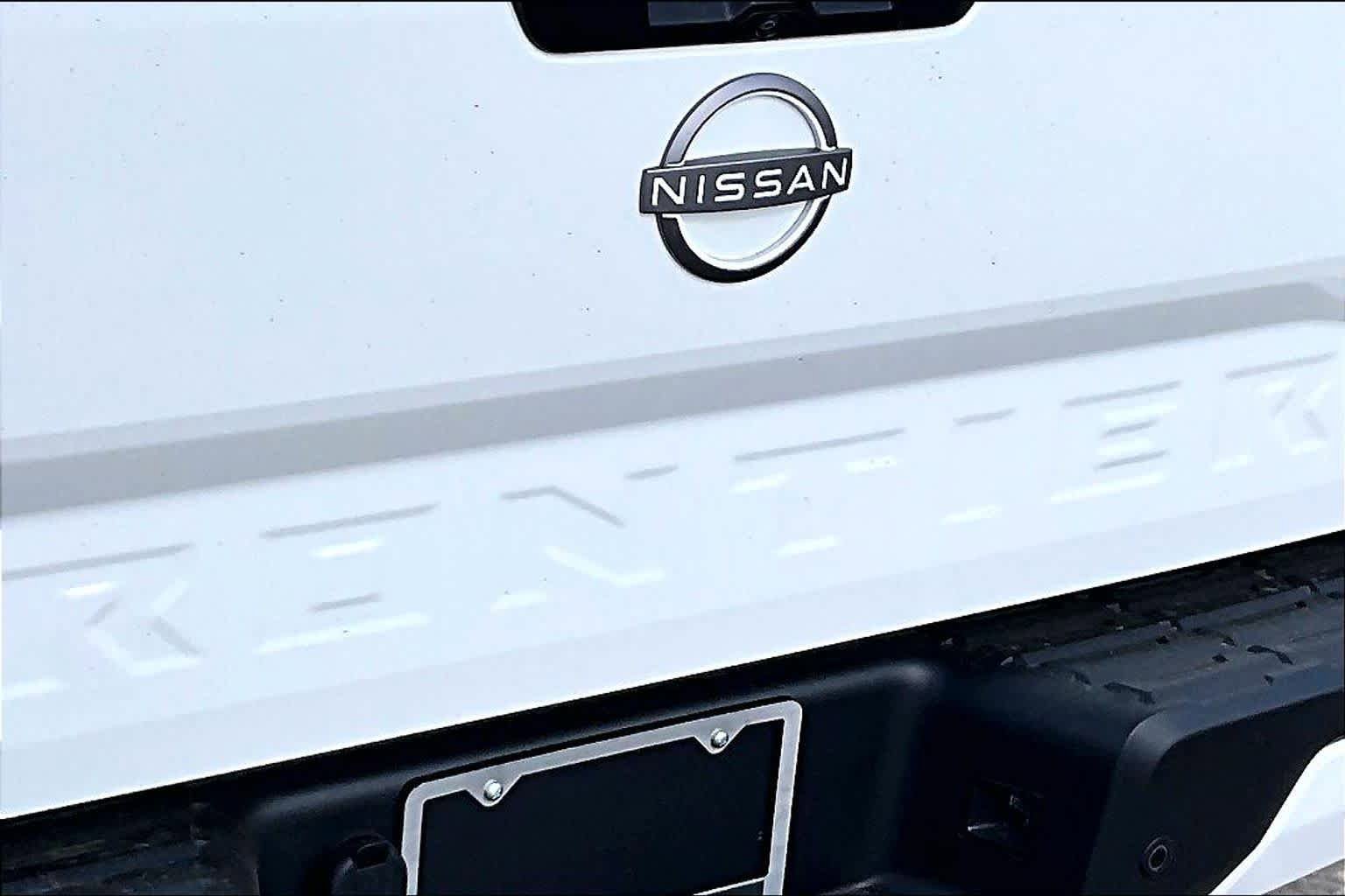New 2026 Nissan Frontier SV AWD/4WD image 8