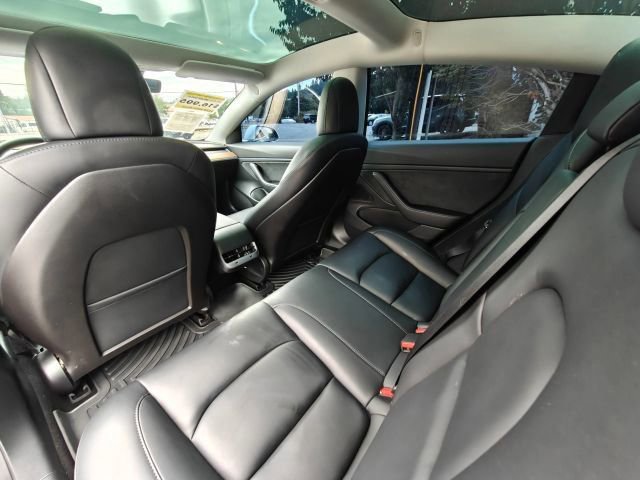 Used 2019 Tesla Model 3 Mid Range image 26