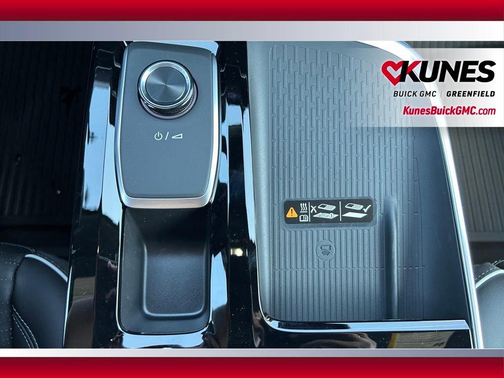 New 2026 Buick Enclave Sport Touring w/ LPO, Floor Liner Package image 39
