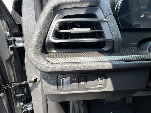 New 2025 Chevrolet Traverse High Country w/ LPO, Floor Liner Package image 13