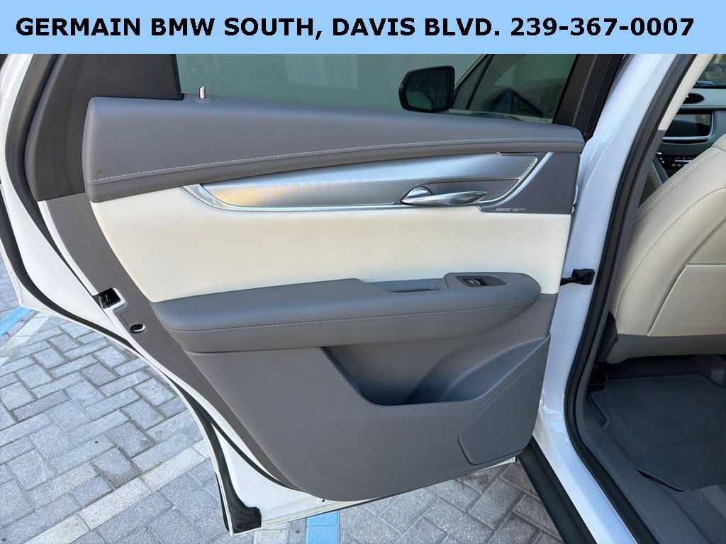 Used 2021 Cadillac XT5 Premium Luxury image 23