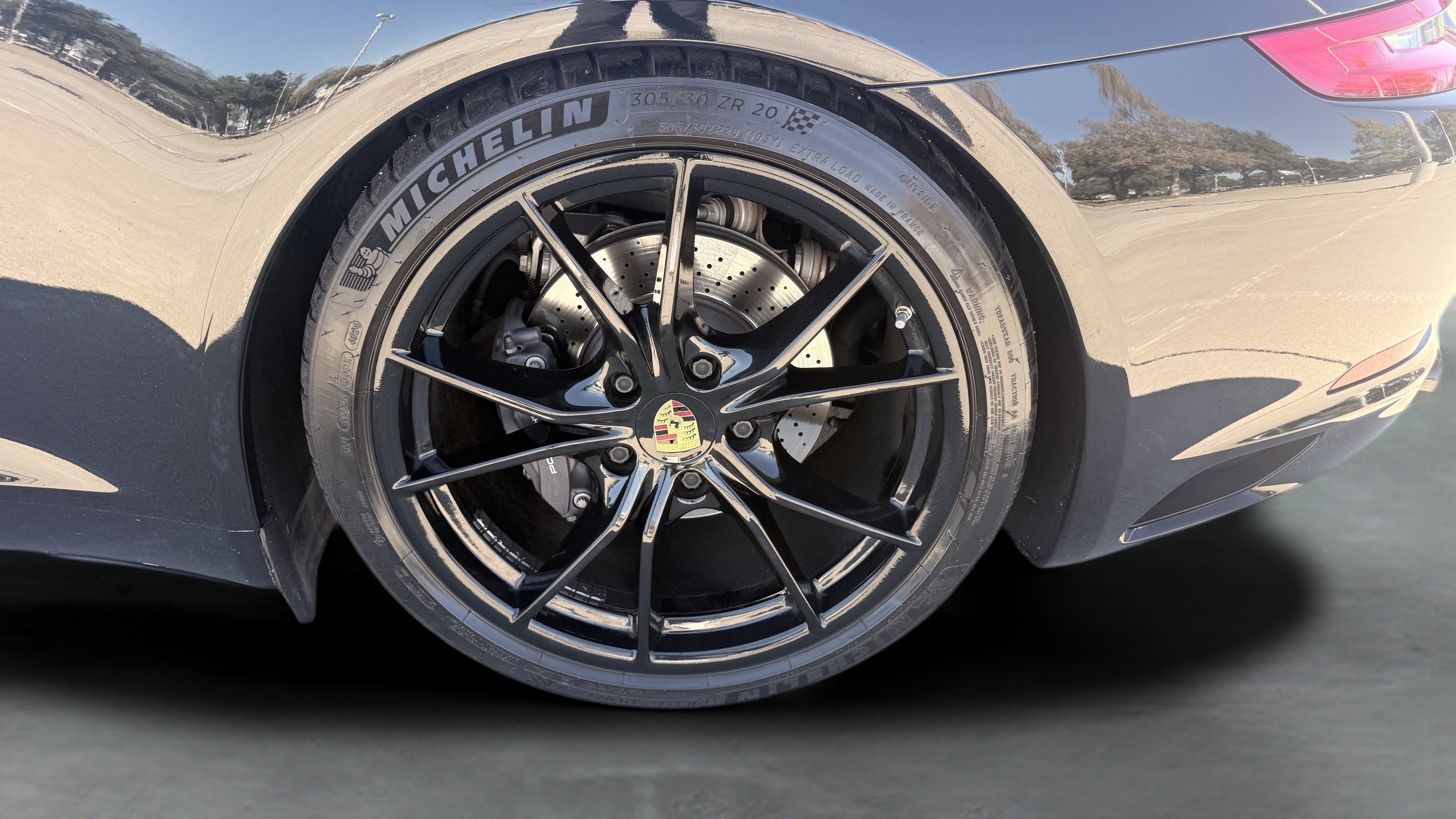 Used 2018 Porsche 911 Carrera RWD image 16