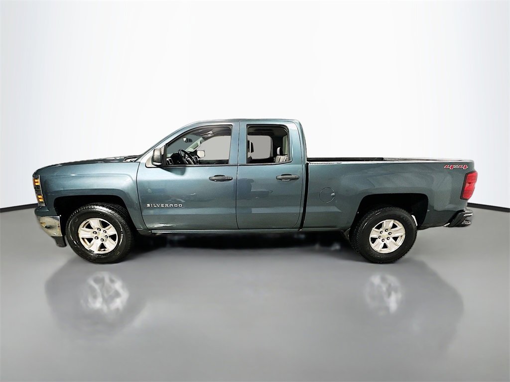 Used 2014 Chevrolet Silverado 1500 LT w/ LT Convenience Package image 4