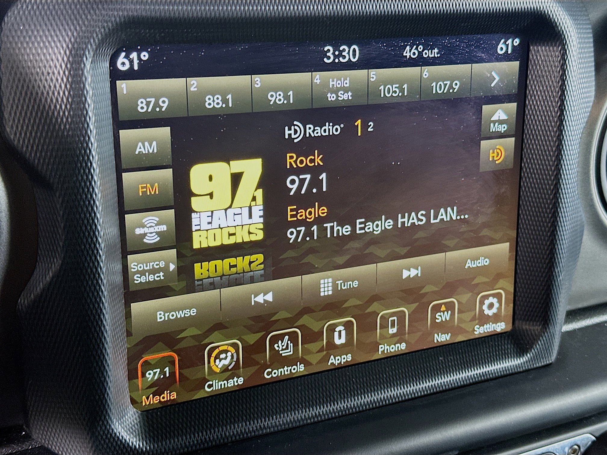 Used 2023 Jeep Wrangler Unlimited w/ Cold Weather Group image 19