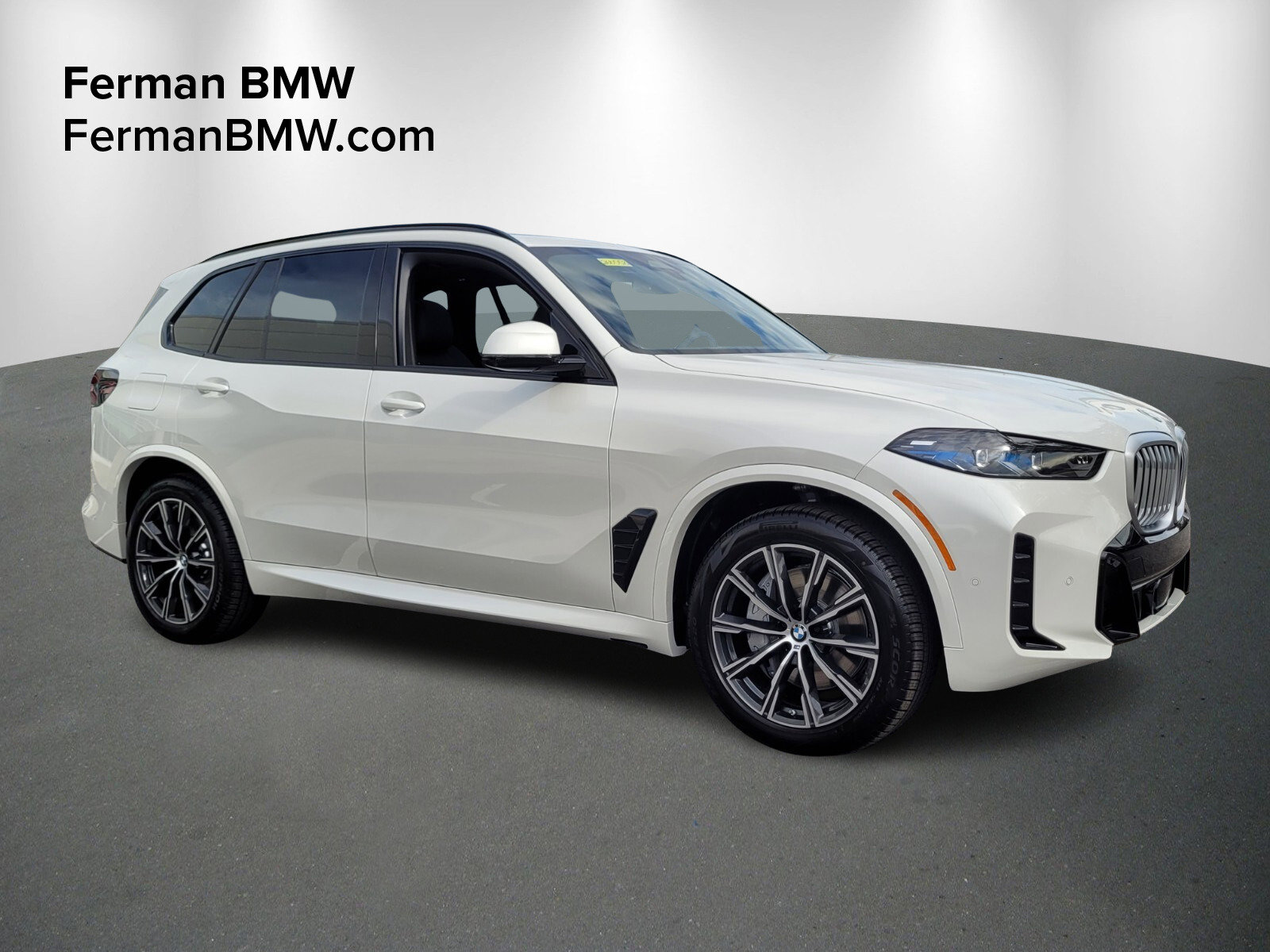 New 2026 BMW X5 xDrive50e w/ M Sport Package image 1