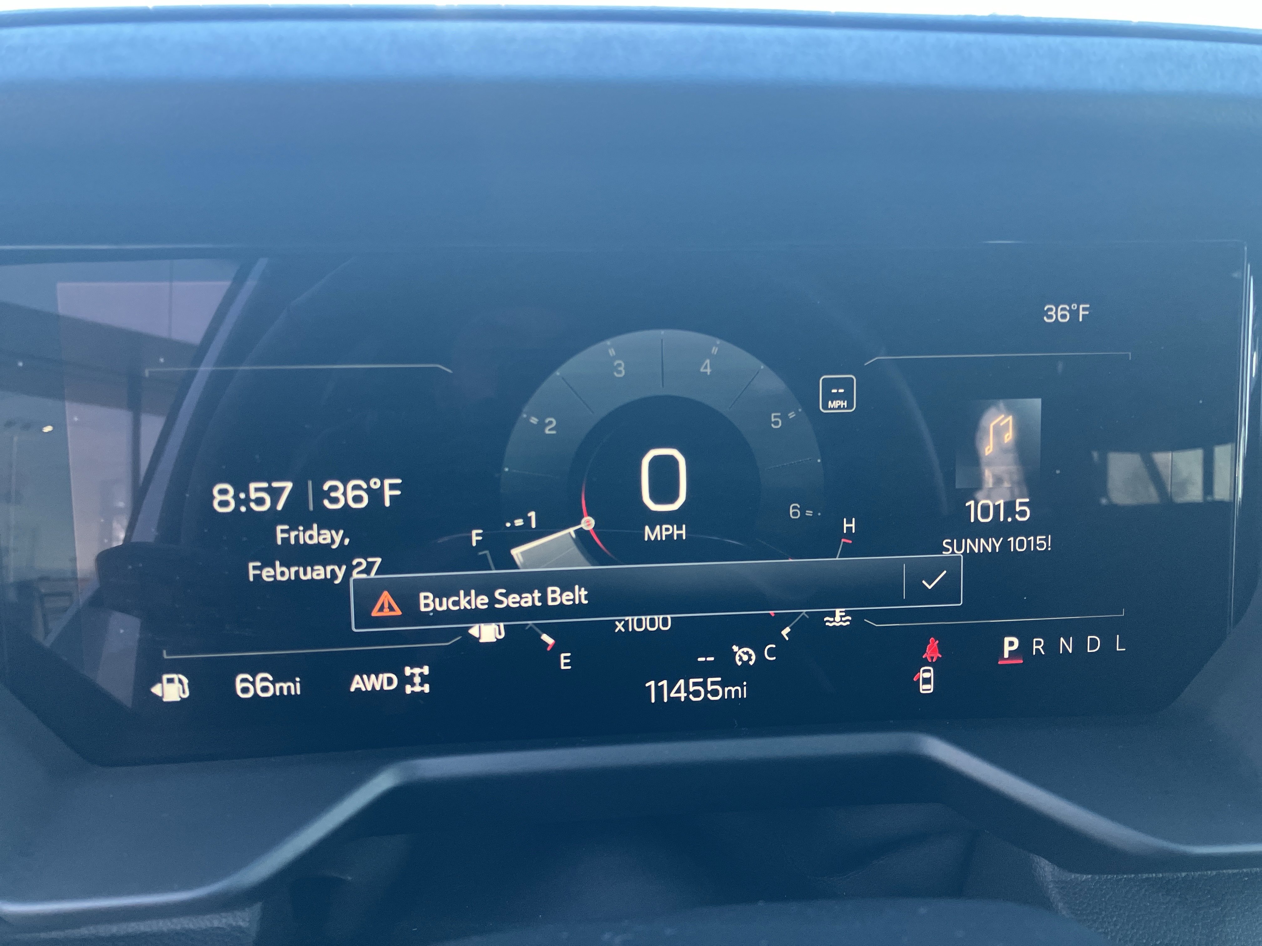 Used 2025 GMC Acadia Elevation image 27